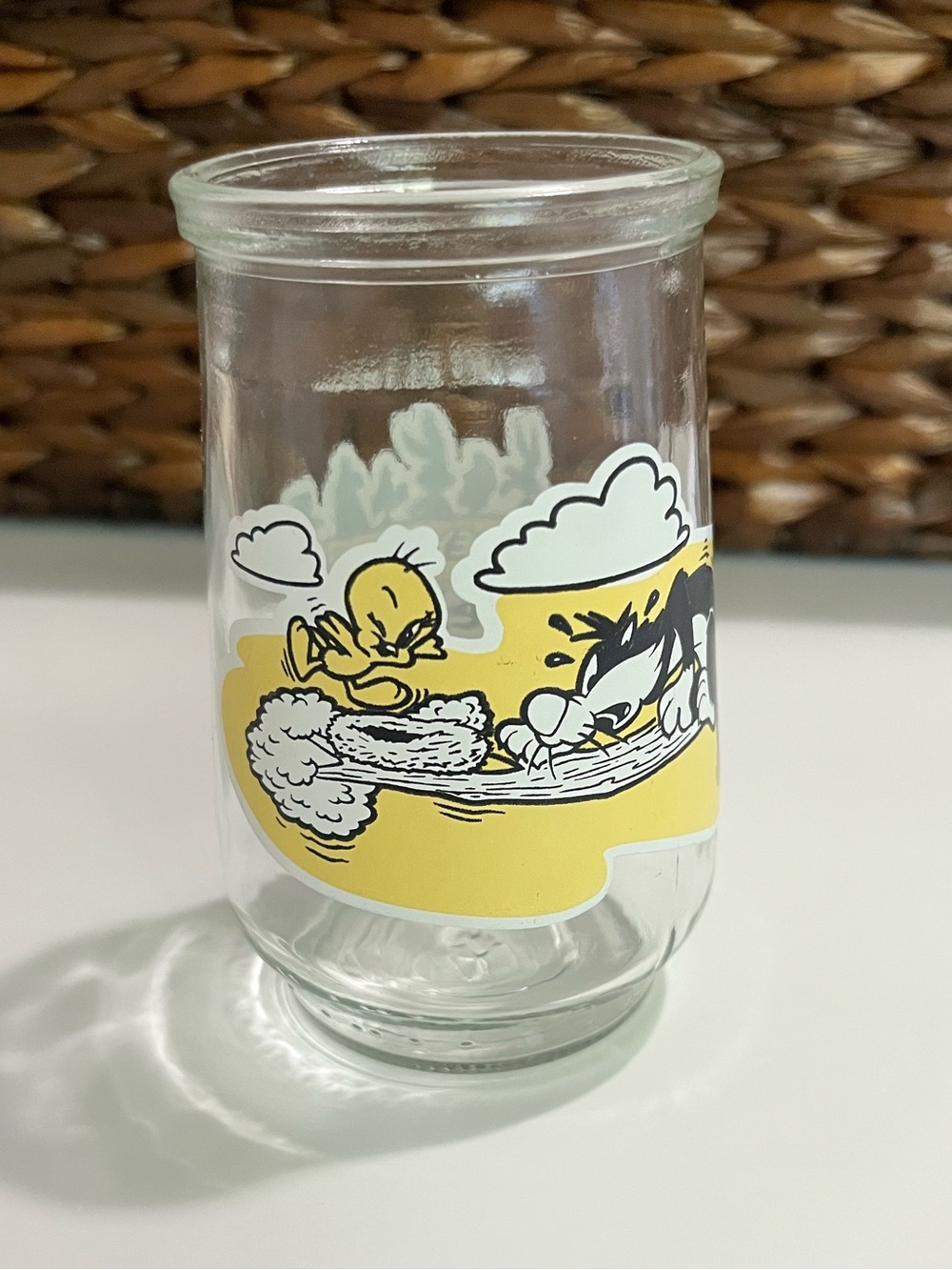 Vintage Welch’s Sylvester and Tweety Bird collectible Glass Jar
